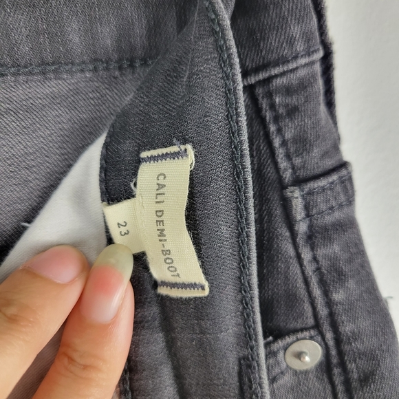 Madewell Cali Demi Boot Button Fly High Waist Cropped Boot Cut Jeans Bellspring - Picture 8 of 15